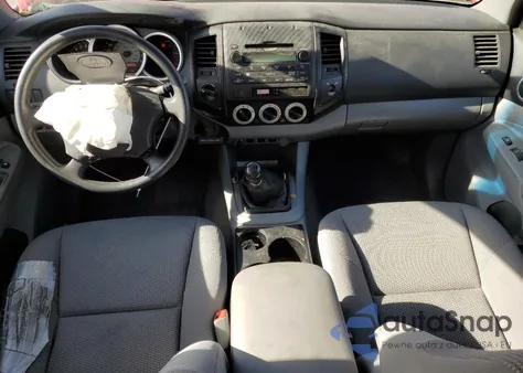 2010 Toyota Tacoma Access Cab z USA, uszkodzony, nr VIN 5TEUX4EN2AZ706235